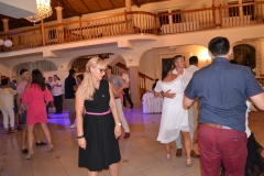 Tańce i zabawa na parkiecie